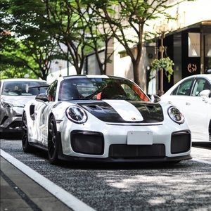 Meet your Posher, Erick